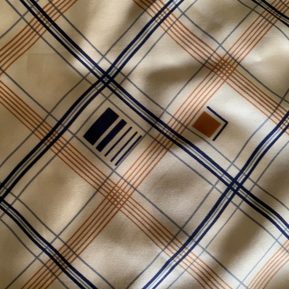 Vintage MCM Adolfo Square Retro Silk Scarf - Picture 4 of 6